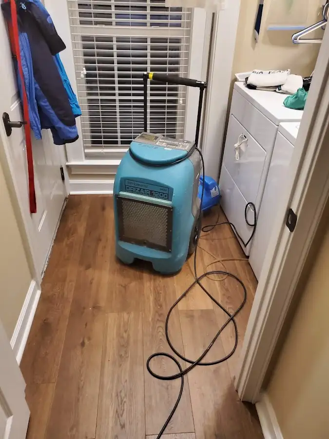 Commercial dehumidifier deployed for Flood Damage Cleanup in Santa Fe Springs